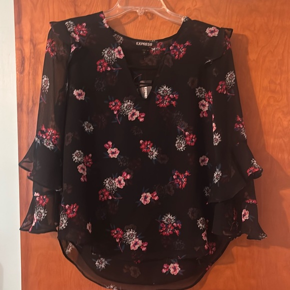 NWT Express black floral blouse, size small - Picture 1 of 5